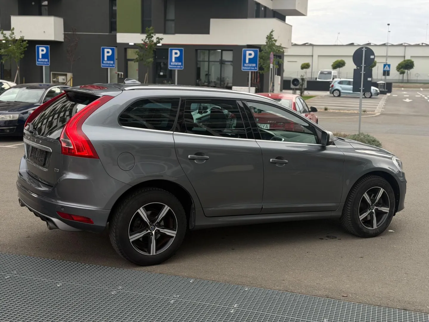 Cumpara/ Vinde online Volvo XC60 2017 SH, la cel mai bun pret pentru tine!