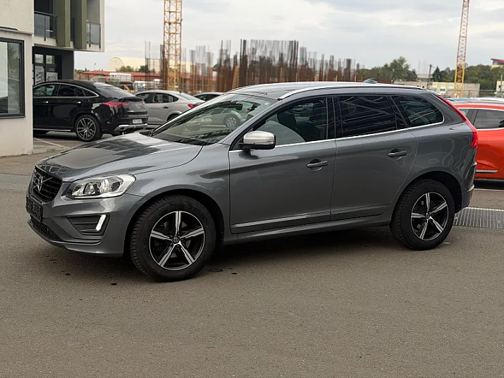 Cumpără / Vinde Volvo XC60 2017 SH, la cel mai bun pret pentru tine!
