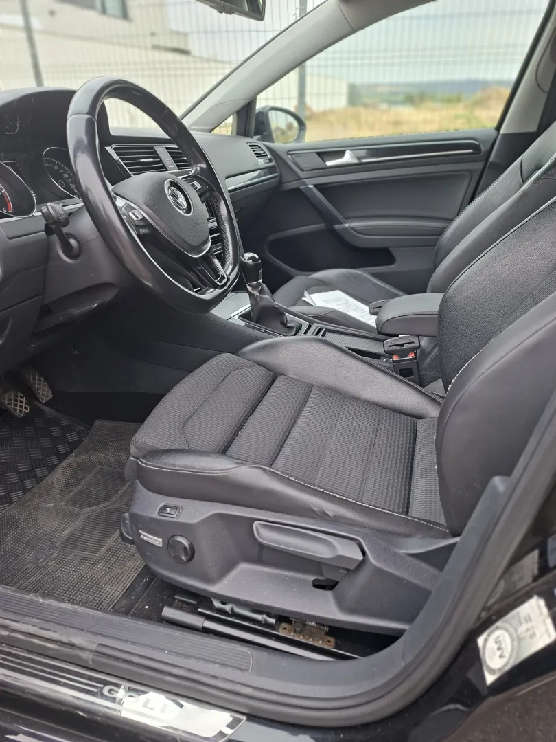 Cumpara/ Vinde online Volkswagen Golf 2014 SH, la cel mai bun pret pentru tine!