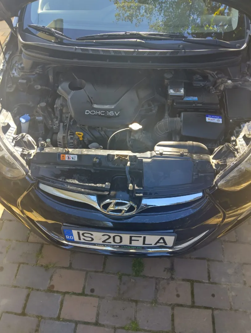Cumpara/ Vinde online Hyundai Elantra 2012 SH, la cel mai bun pret pentru tine!