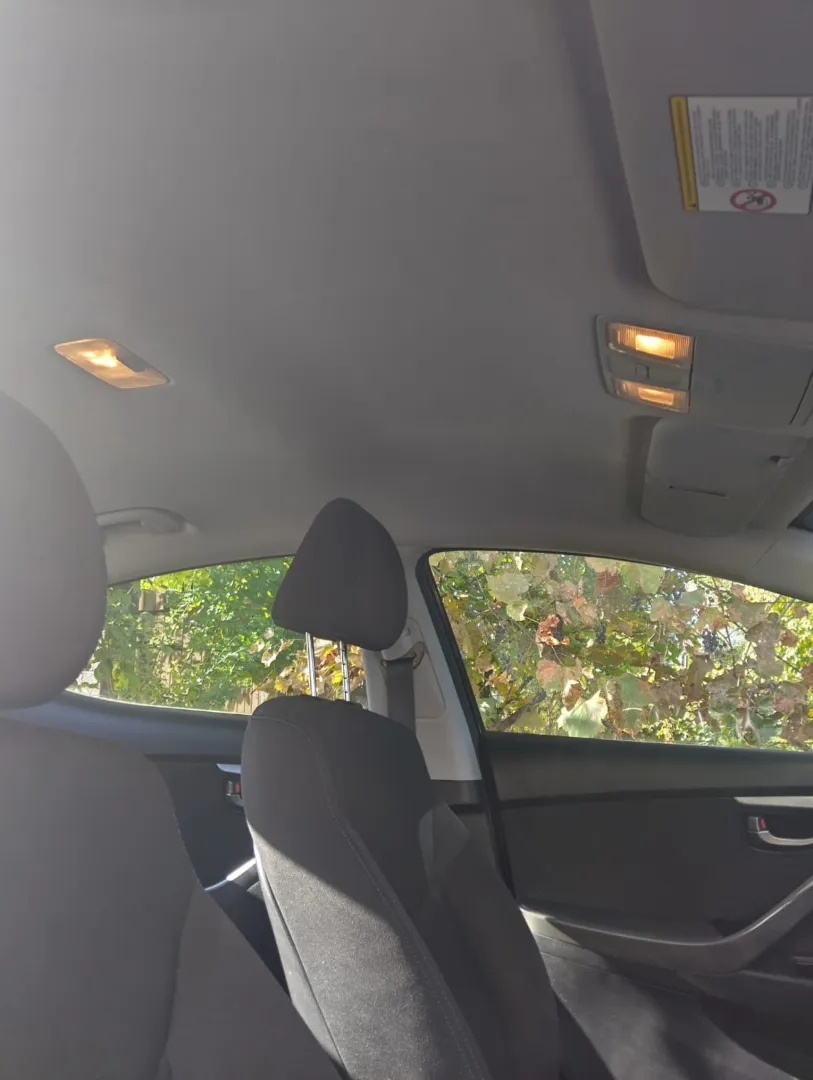 Cumpara/ Vinde online Hyundai Elantra 2012 SH, la cel mai bun pret pentru tine!