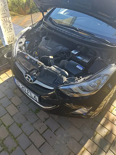 Cumpără / Vinde Hyundai Elantra 2012 SH, la cel mai bun pret pentru tine!