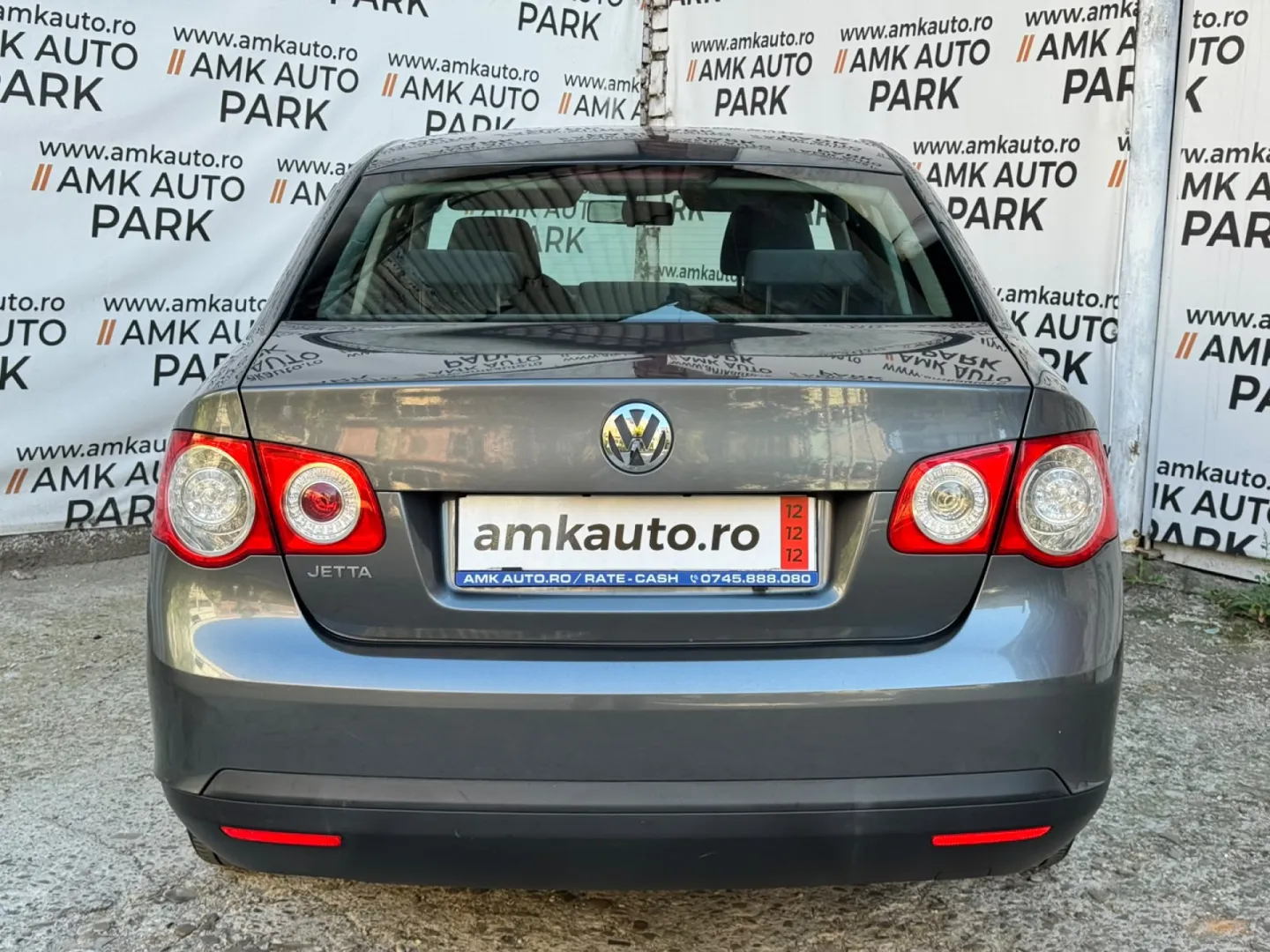 Cumpara/ Vinde online Volkswagen Jetta 2007 SH, la cel mai bun pret pentru tine!