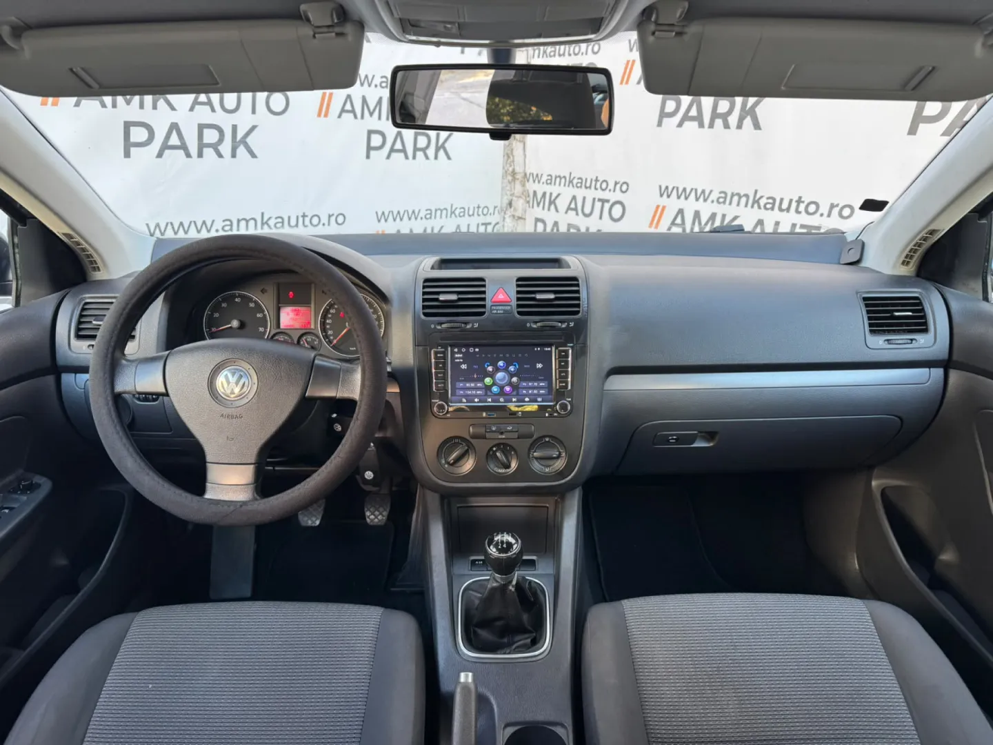 Cumpara/ Vinde online Volkswagen Jetta 2007 SH, la cel mai bun pret pentru tine!