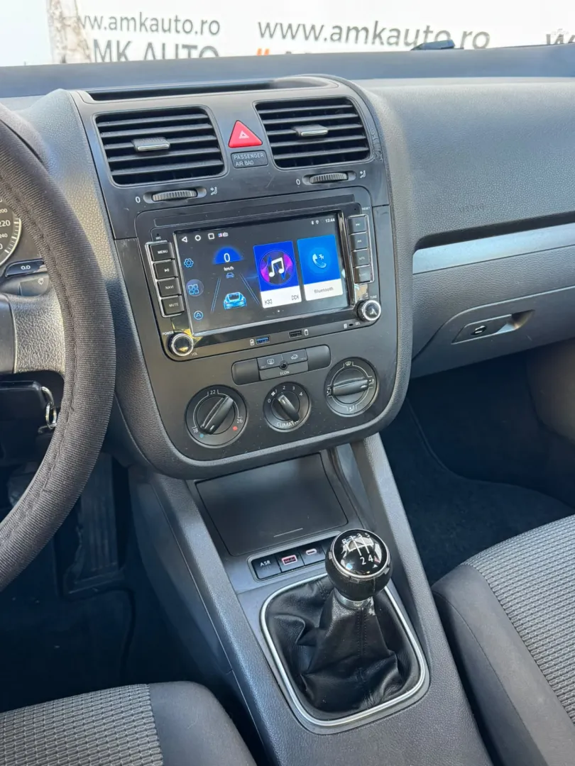 Cumpara/ Vinde online Volkswagen Jetta 2007 SH, la cel mai bun pret pentru tine!