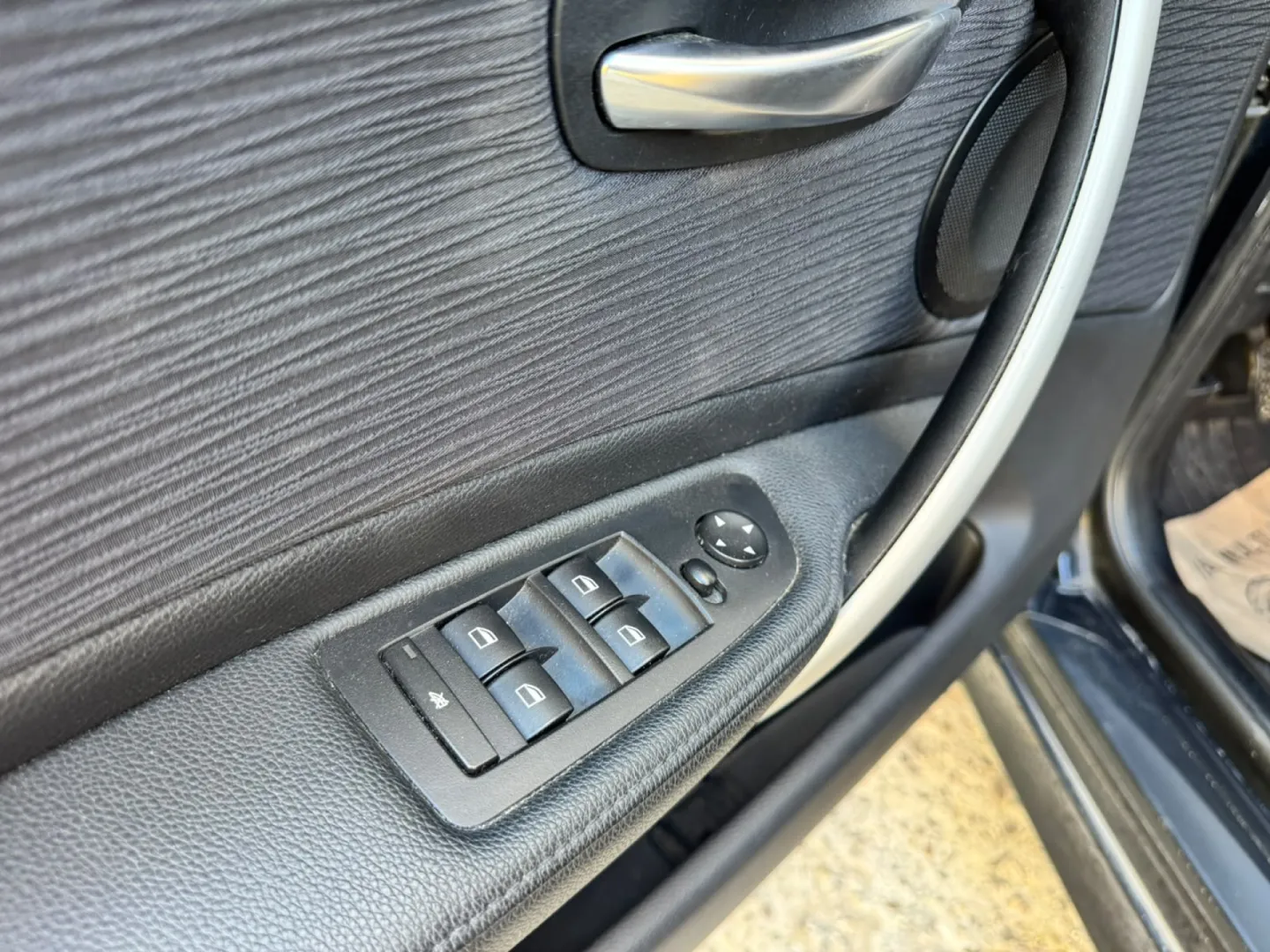 Cumpara/ Vinde online BMW 1 Series 2009 SH, la cel mai bun pret pentru tine!