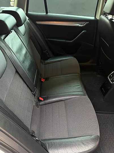 Cumpără / Vinde Skoda Octavia 2015 SH, la cel mai bun pret pentru tine!
