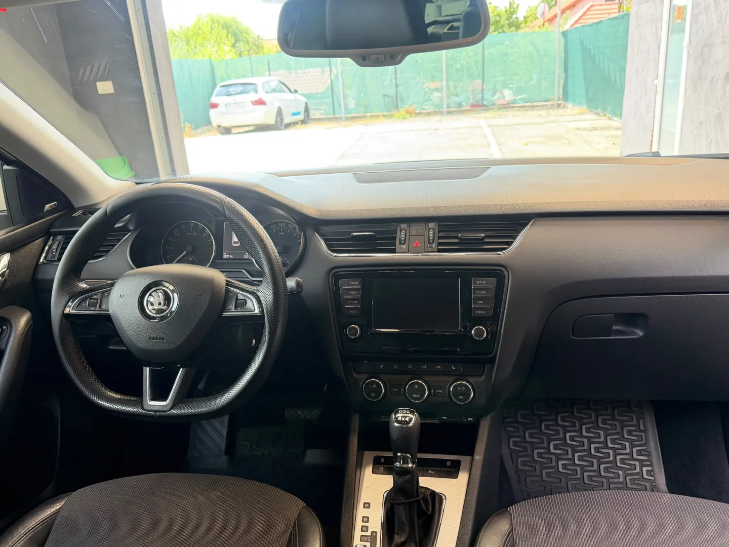 Cumpara/ Vinde online Skoda Octavia 2015 SH, la cel mai bun pret pentru tine!