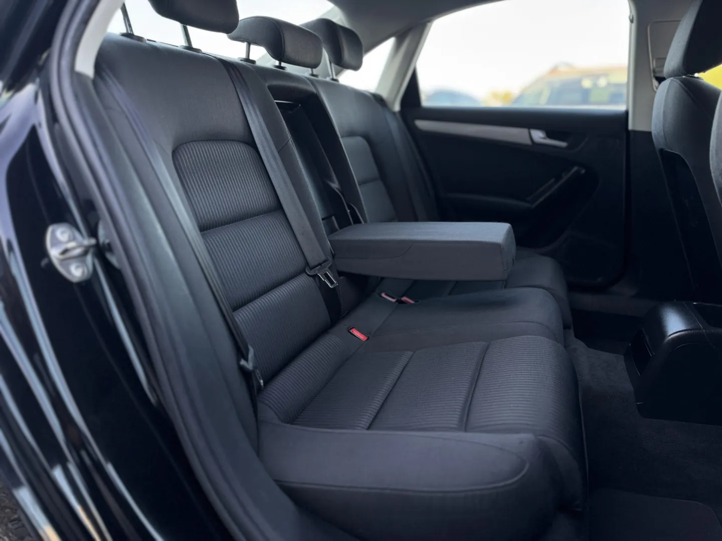 Cumpara/ Vinde online Audi A4 2009 SH, la cel mai bun pret pentru tine!