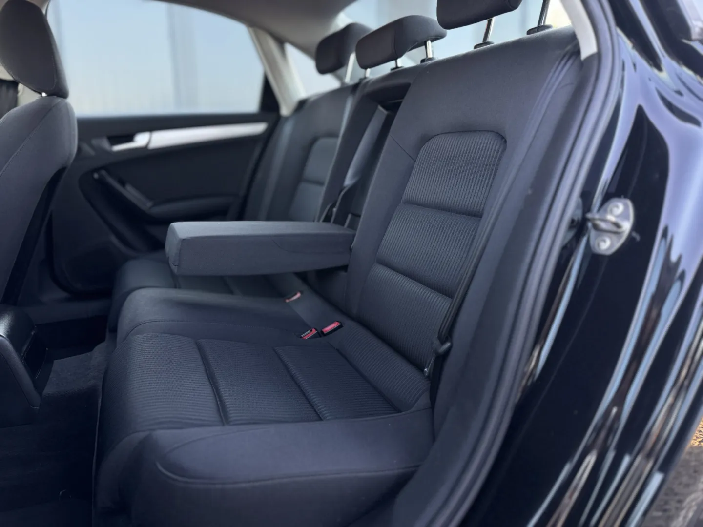 Cumpara/ Vinde online Audi A4 2009 SH, la cel mai bun pret pentru tine!