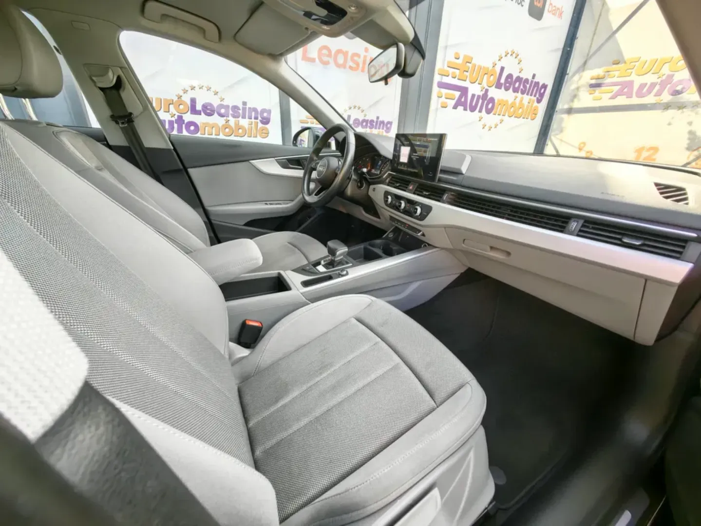 Cumpara/ Vinde online Audi A4 2021 SH, la cel mai bun pret pentru tine!