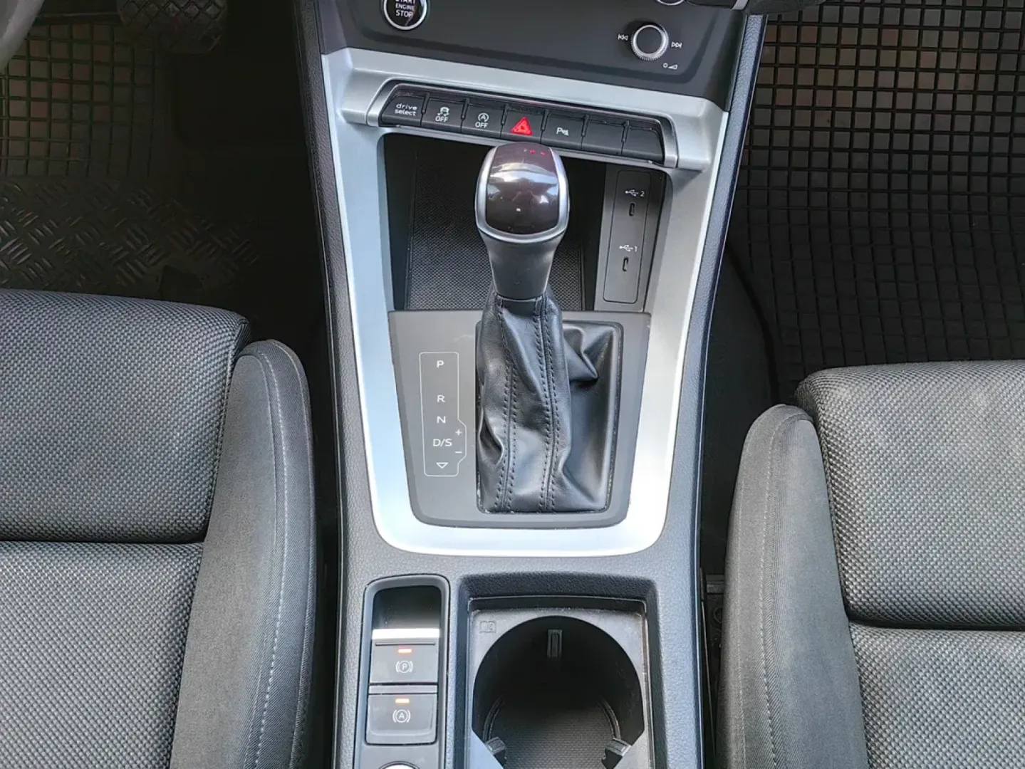 Cumpara/ Vinde online Audi Q3 2022 SH, la cel mai bun pret pentru tine!