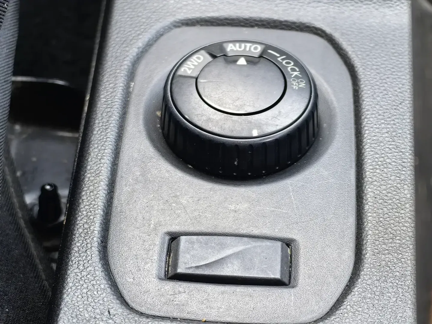 Cumpara/ Vinde online Dacia Duster 2023 SH, la cel mai bun pret pentru tine!