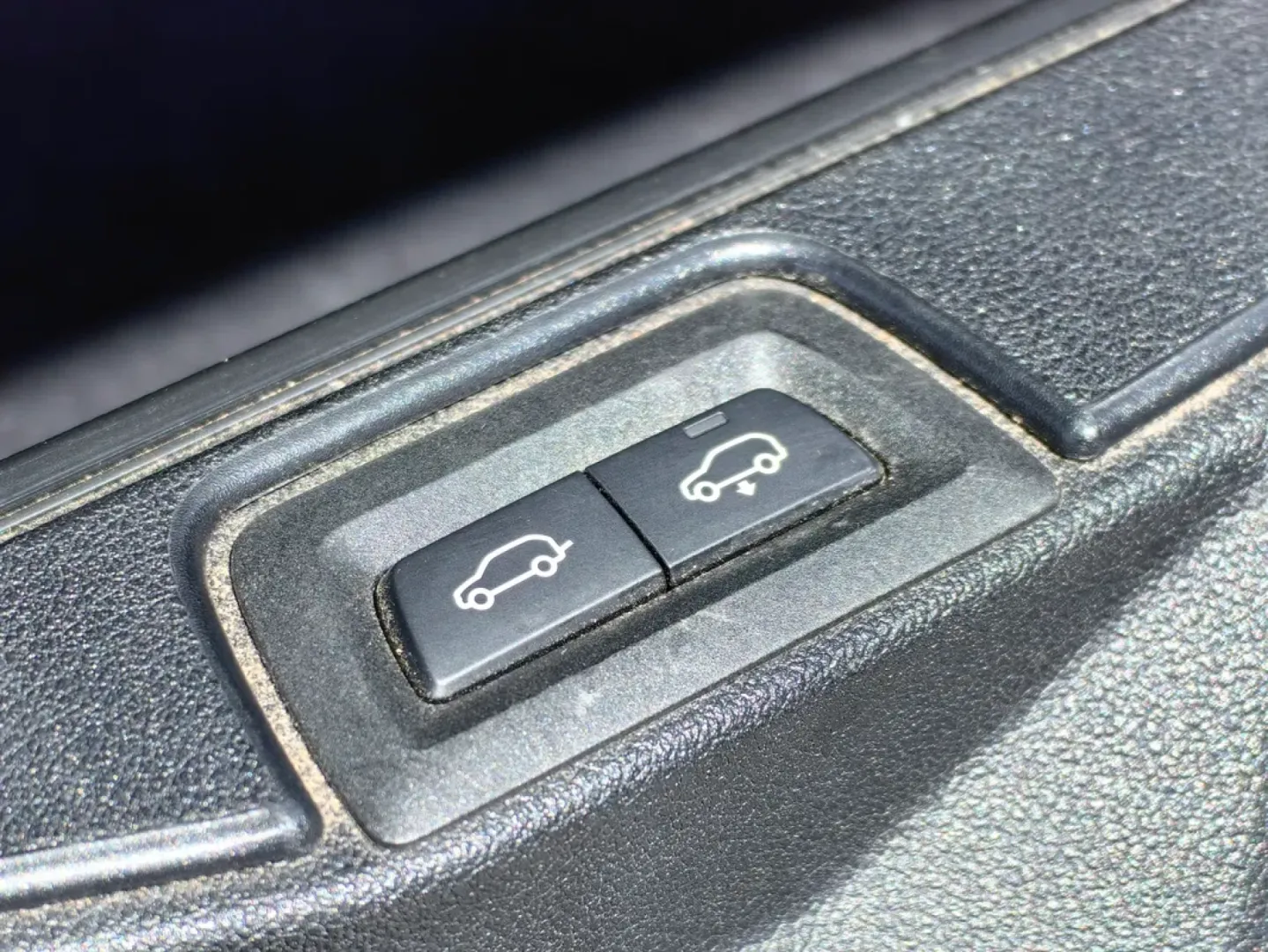 Cumpara/ Vinde online BMW X5 2023 SH, la cel mai bun pret pentru tine!