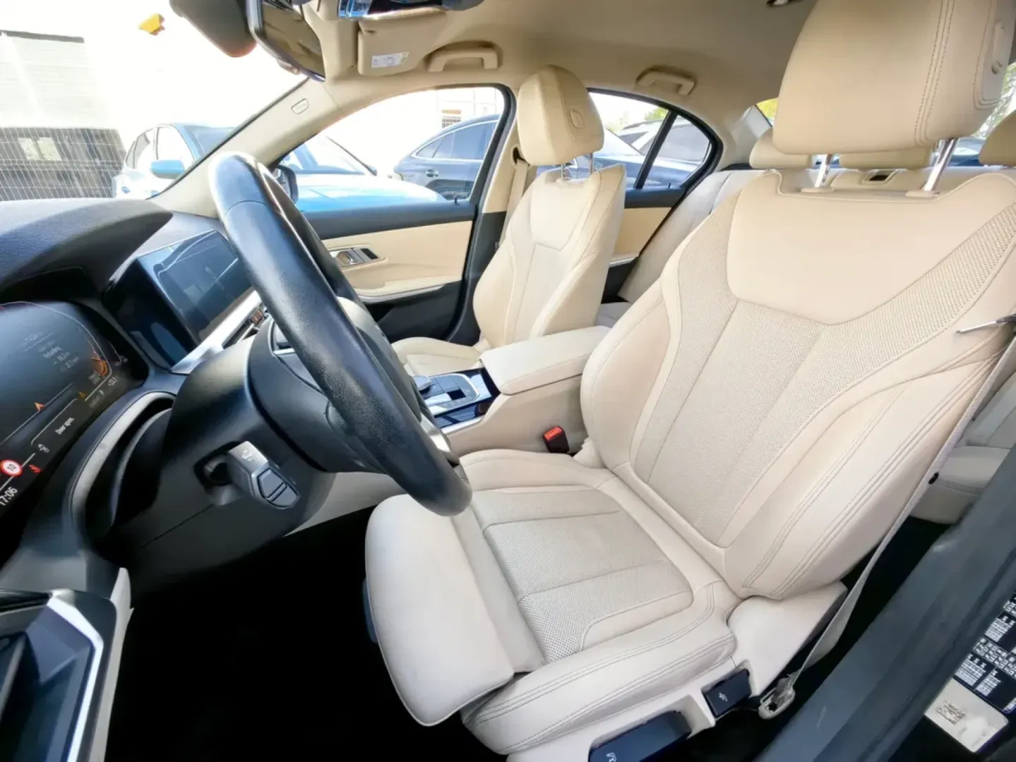 Cumpara/ Vinde online BMW 3 Series 2022 SH, la cel mai bun pret pentru tine!