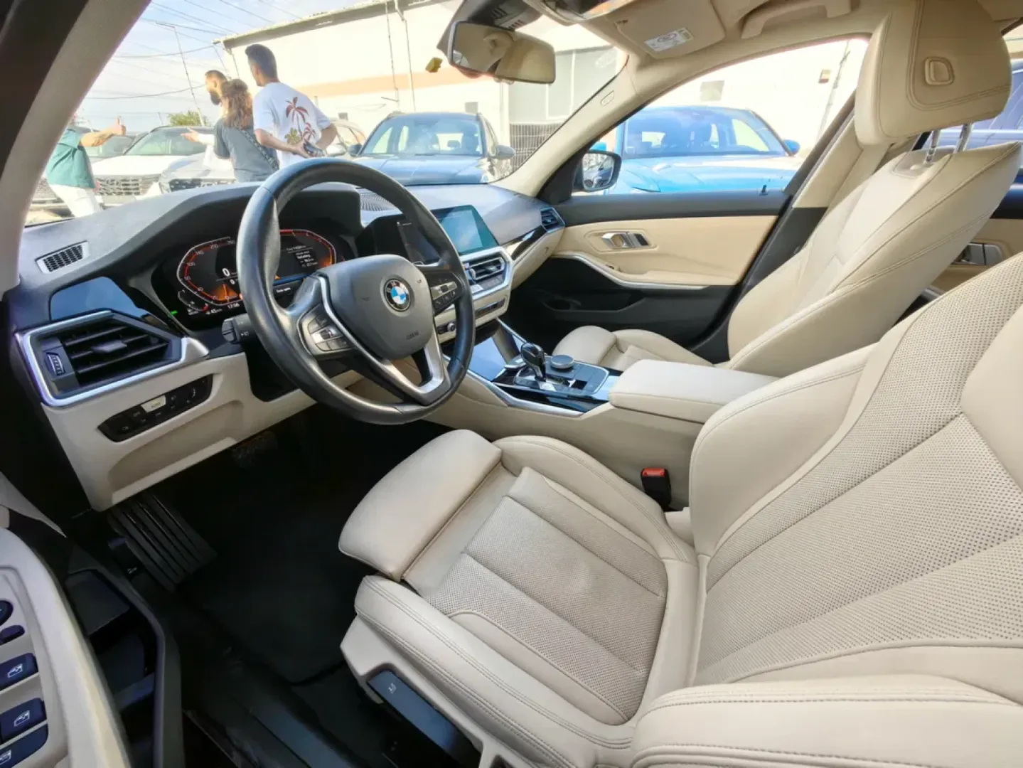 Cumpara/ Vinde online BMW 3 Series 2022 SH, la cel mai bun pret pentru tine!