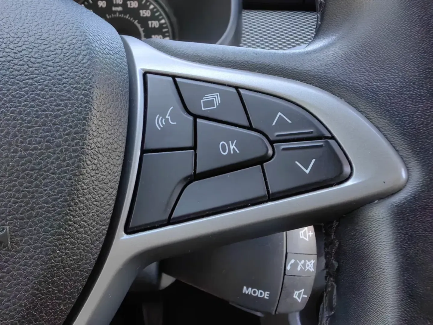 Cumpara/ Vinde online Dacia Logan 2023 SH, la cel mai bun pret pentru tine!