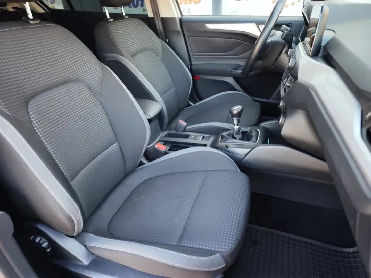 Cumpara/ Vinde online Ford Focus 2020 SH, la cel mai bun pret pentru tine!