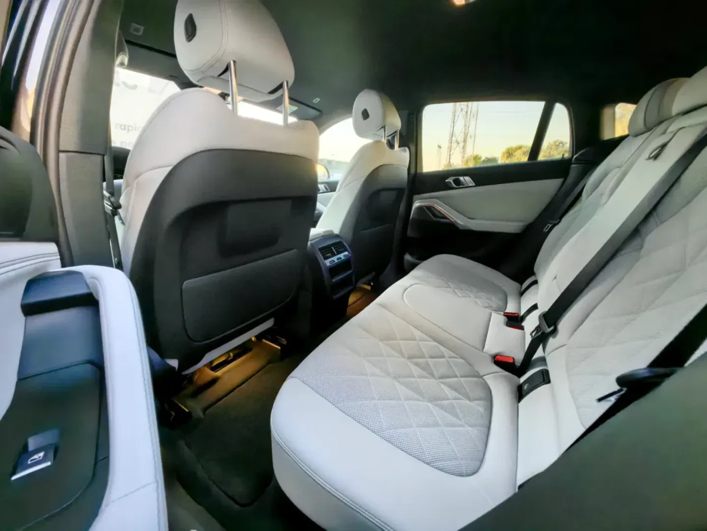 Cumpara/ Vinde online BMW X6 2022 SH, la cel mai bun pret pentru tine!