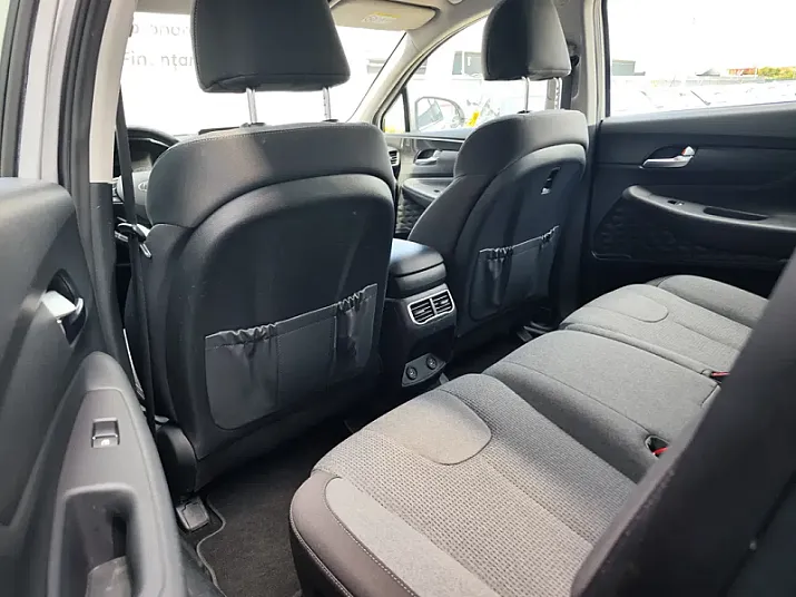 Cumpără / Vinde Hyundai Santa Fe 2022 SH, la cel mai bun pret pentru tine!