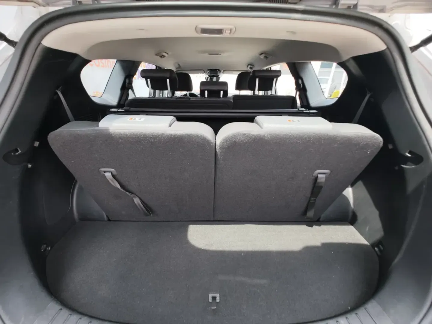 Cumpara/ Vinde online Hyundai Santa Fe 2022 SH, la cel mai bun pret pentru tine!