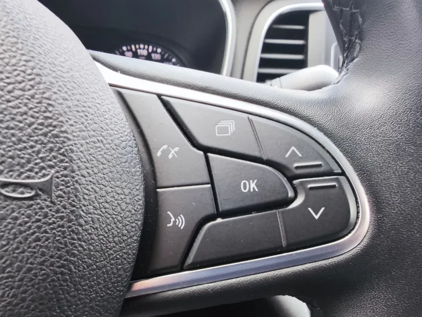 Cumpara/ Vinde online Renault Megane 2022 SH, la cel mai bun pret pentru tine!