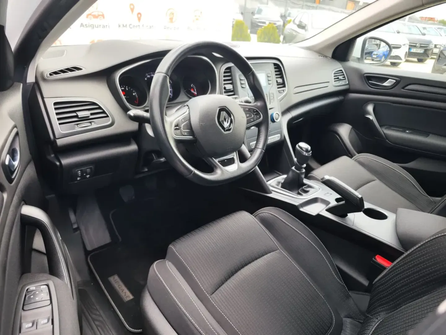 Cumpara/ Vinde online Renault Megane 2018 SH, la cel mai bun pret pentru tine!