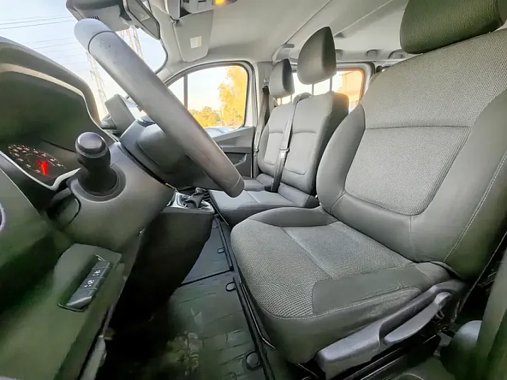 Cumpără / Vinde Renault Trafic 2021 SH, la cel mai bun pret pentru tine!