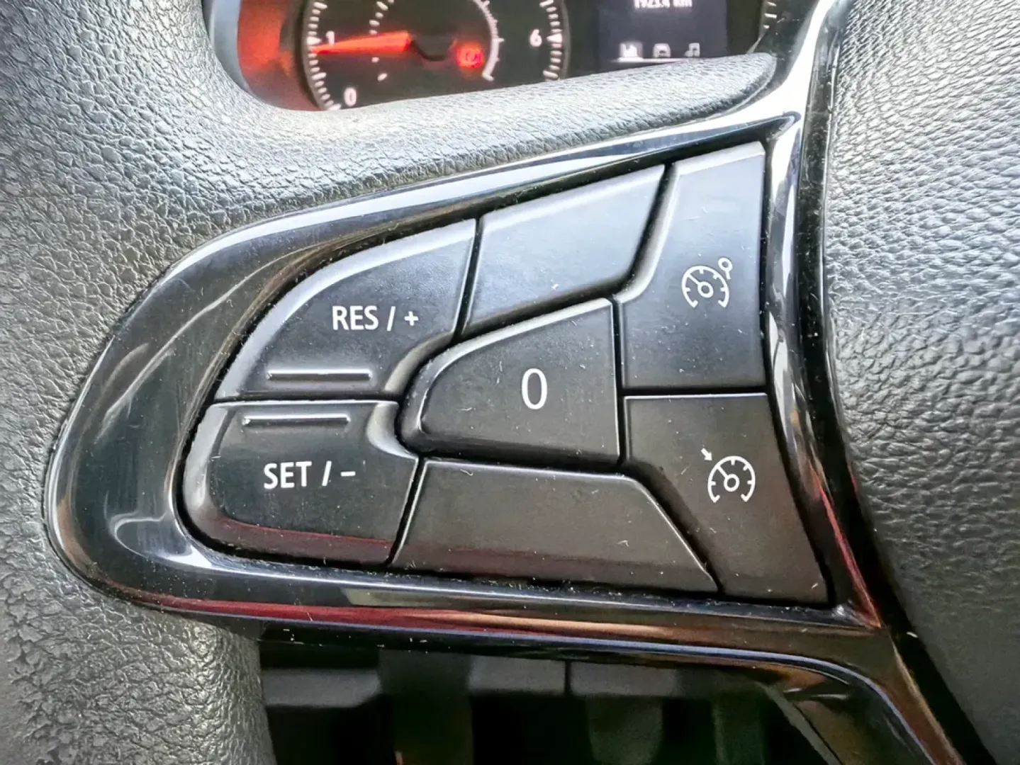 Cumpara/ Vinde online Renault Trafic 2021 SH, la cel mai bun pret pentru tine!