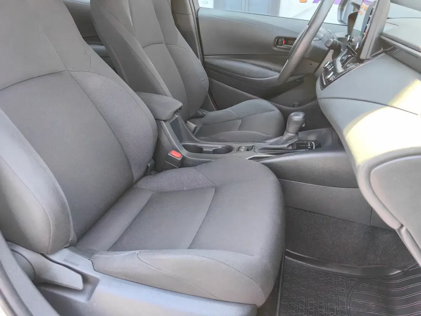 Cumpara/ Vinde online Toyota Corolla 2022 SH, la cel mai bun pret pentru tine!