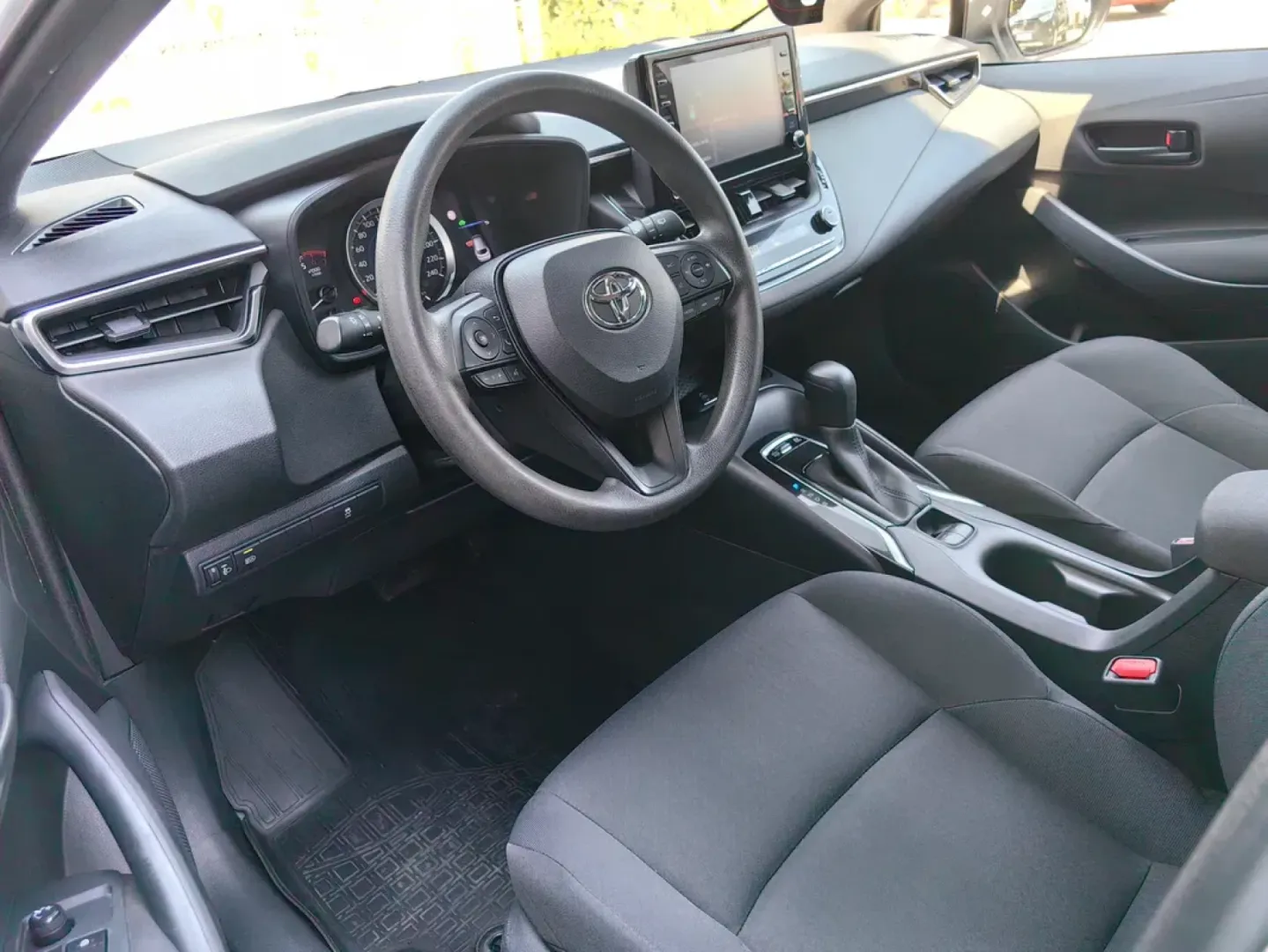 Cumpara/ Vinde online Toyota Corolla 2022 SH, la cel mai bun pret pentru tine!