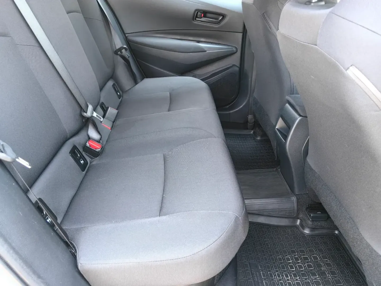 Cumpara/ Vinde online Toyota Corolla 2022 SH, la cel mai bun pret pentru tine!