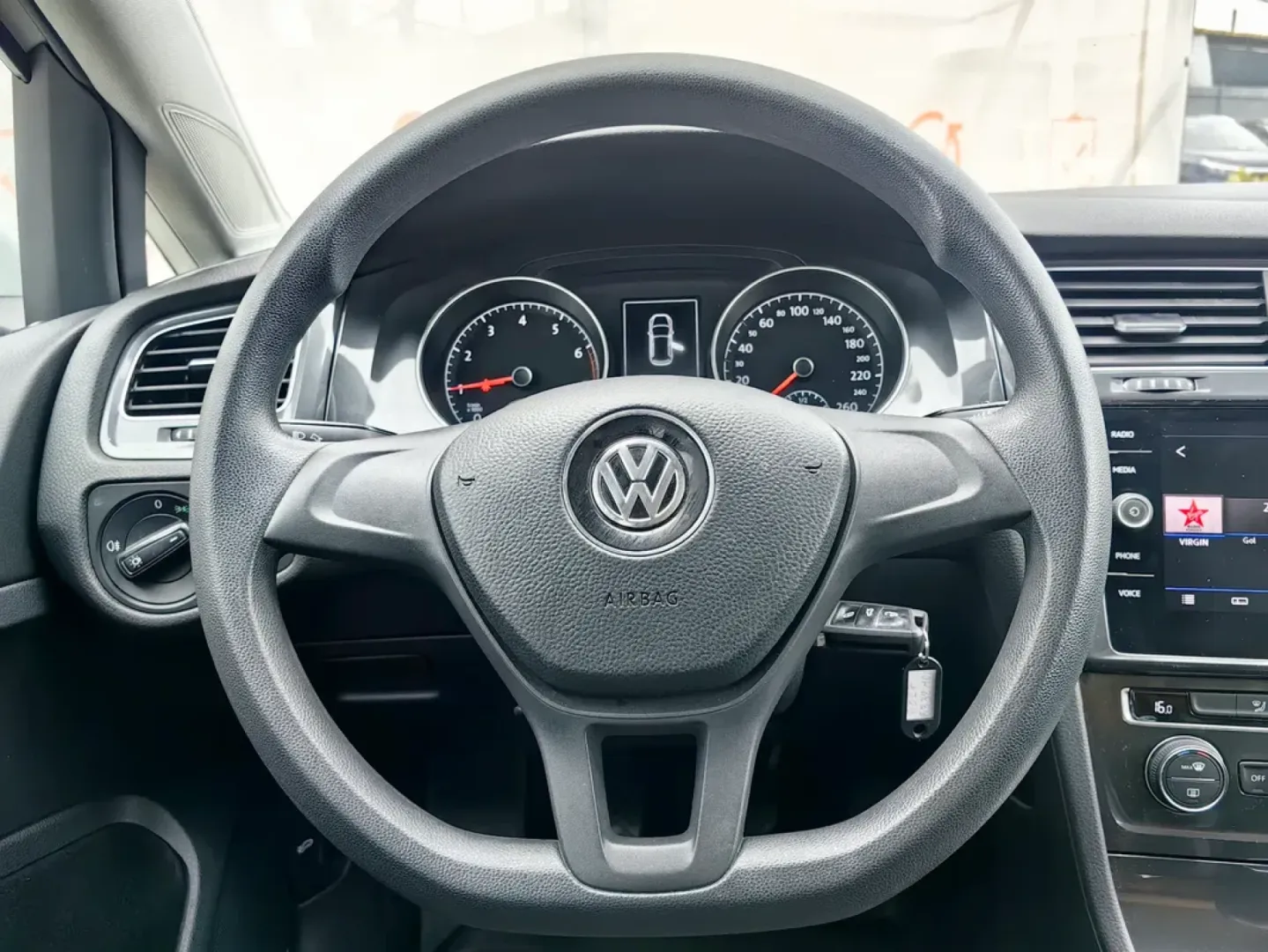 Cumpara/ Vinde online Volkswagen Golf 2020 SH, la cel mai bun pret pentru tine!