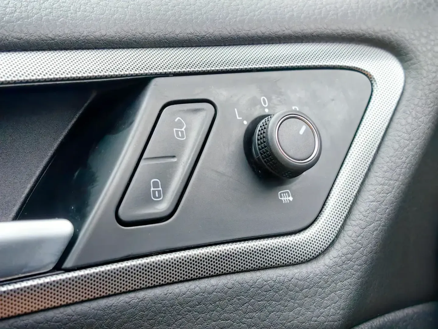 Cumpara/ Vinde online Volkswagen Golf 2020 SH, la cel mai bun pret pentru tine!