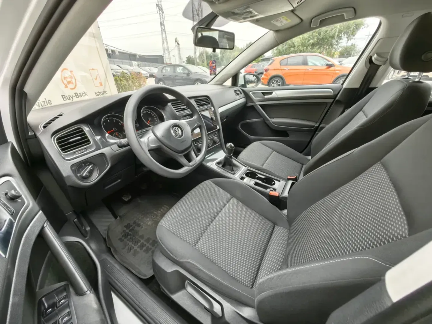 Cumpara/ Vinde online Volkswagen Golf 2020 SH, la cel mai bun pret pentru tine!
