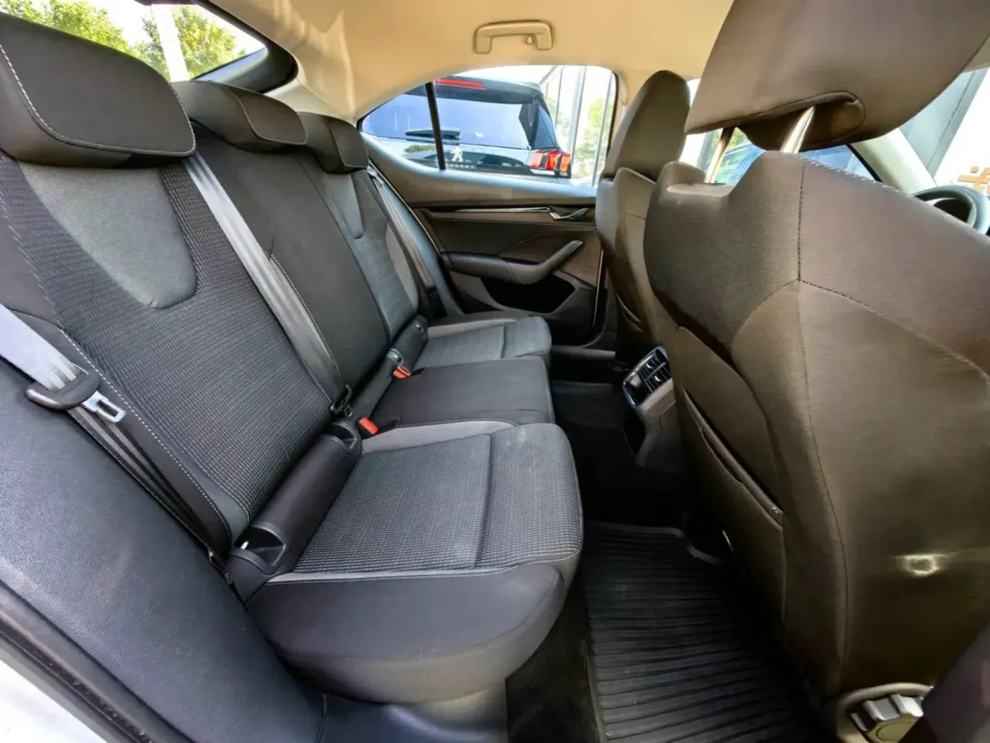 Cumpara/ Vinde online Skoda Octavia 2023 SH, la cel mai bun pret pentru tine!