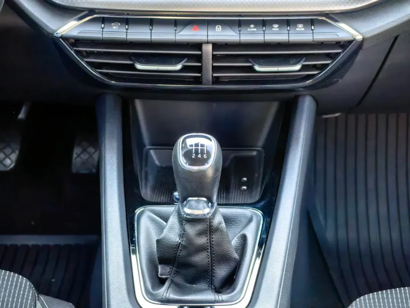 Cumpara/ Vinde online Skoda Octavia 2023 SH, la cel mai bun pret pentru tine!