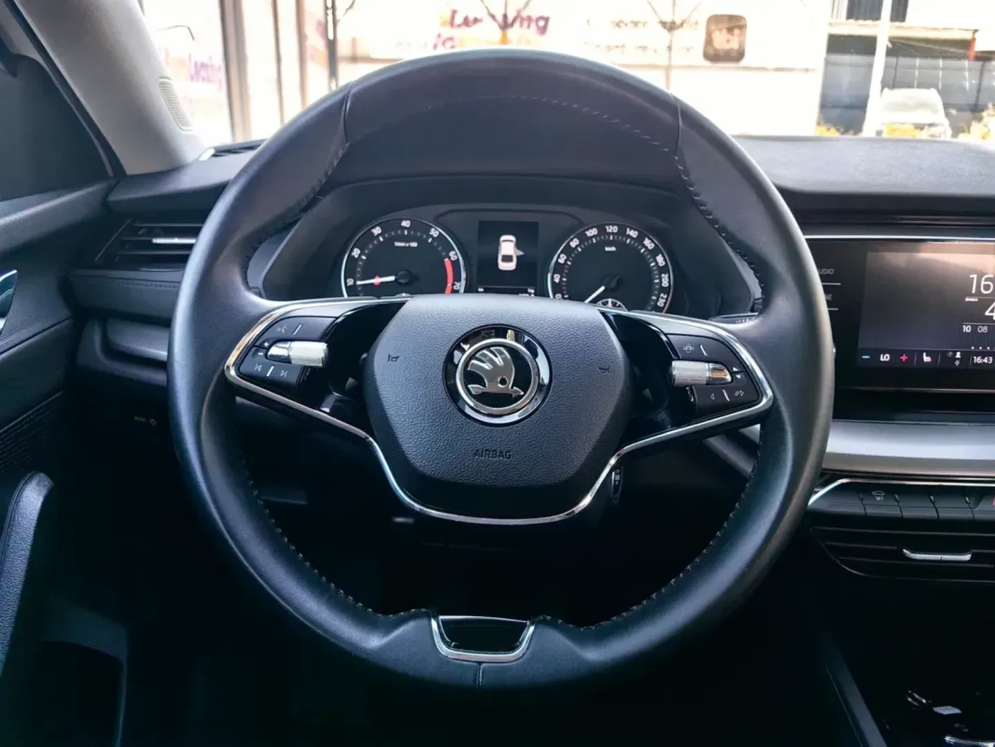 Cumpara/ Vinde online Skoda Octavia 2023 SH, la cel mai bun pret pentru tine!