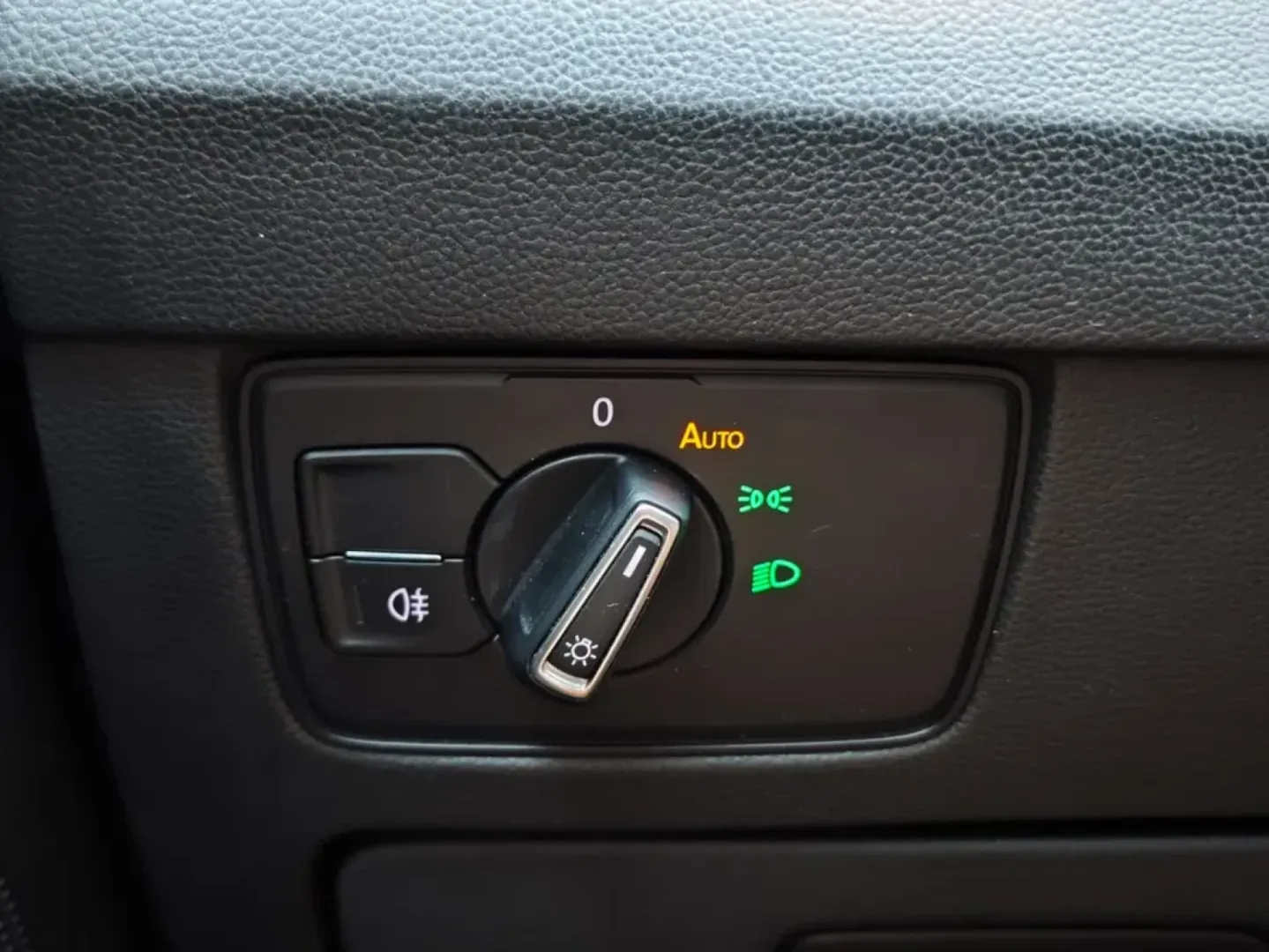 Cumpara/ Vinde online Volkswagen Passat 2020 SH, la cel mai bun pret pentru tine!