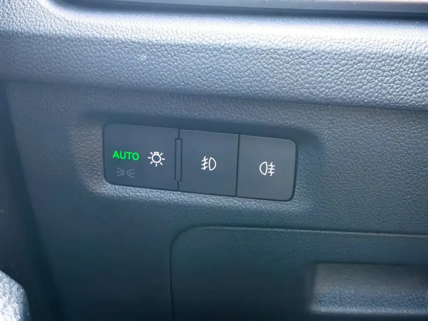 Cumpara/ Vinde online Skoda Octavia 2023 SH, la cel mai bun pret pentru tine!