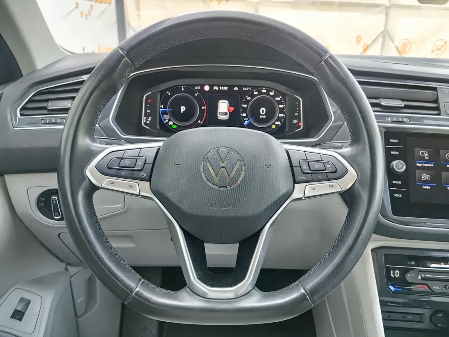Cumpara/ Vinde online Volkswagen Tiguan 2023 SH, la cel mai bun pret pentru tine!