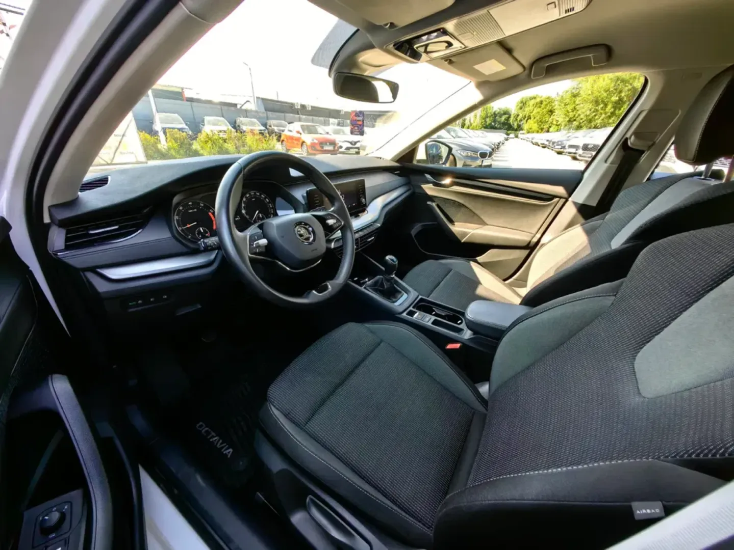 Cumpara/ Vinde online Skoda Octavia 2023 SH, la cel mai bun pret pentru tine!