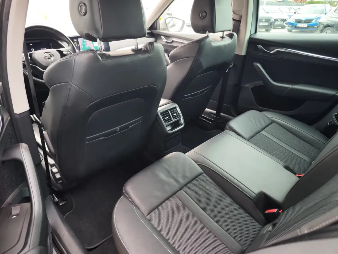 Cumpara/ Vinde online Skoda Octavia 2021 SH, la cel mai bun pret pentru tine!