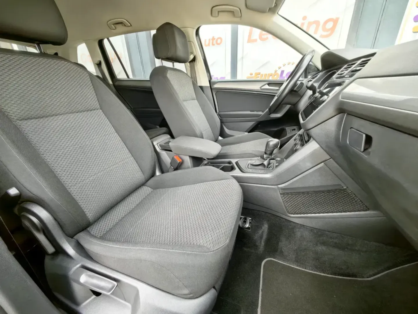 Cumpara/ Vinde online Volkswagen Tiguan 2021 SH, la cel mai bun pret pentru tine!