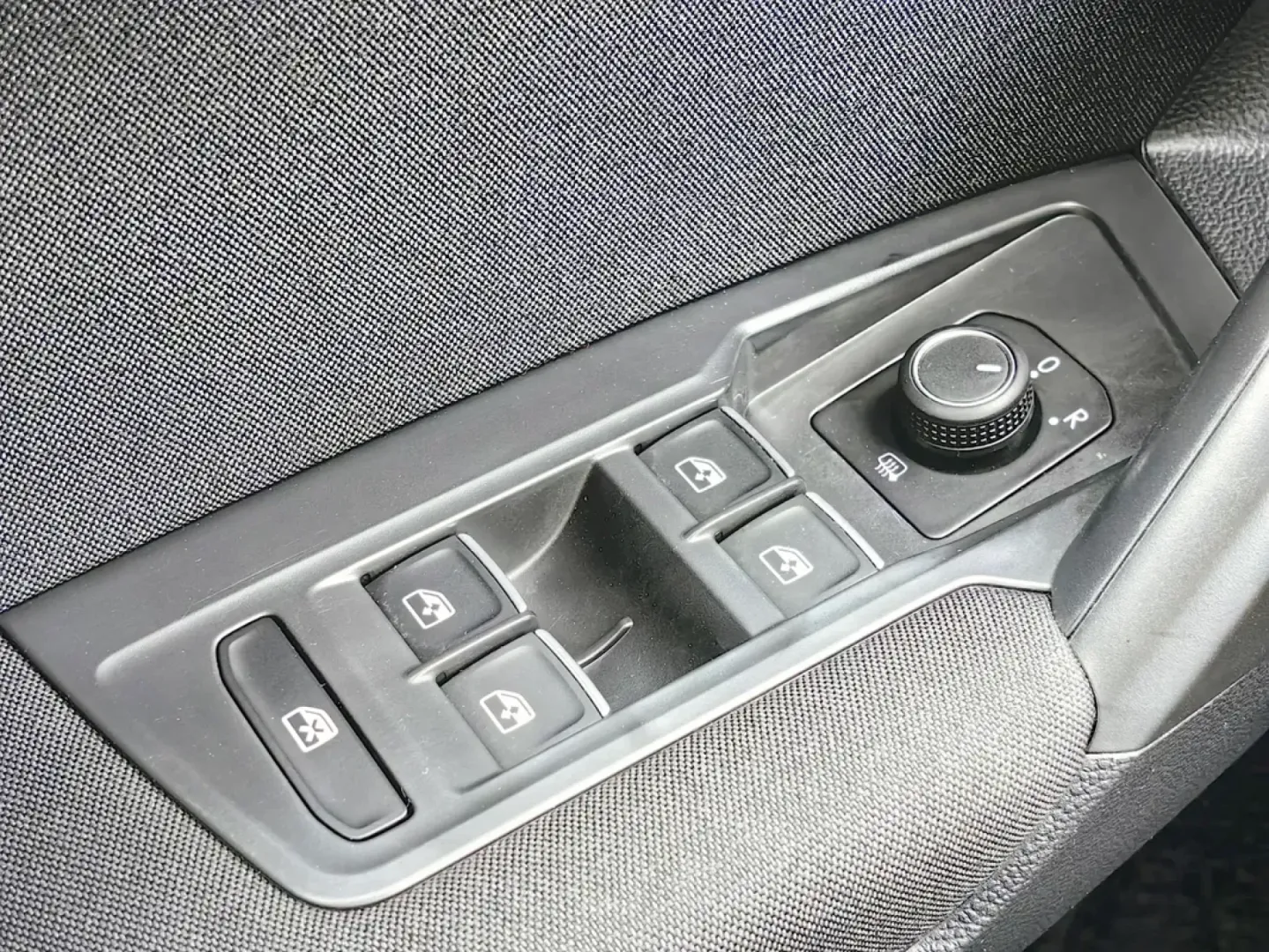 Cumpara/ Vinde online Volkswagen Tiguan 2021 SH, la cel mai bun pret pentru tine!