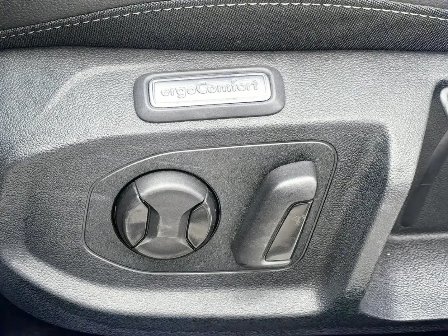 Cumpara/ Vinde online Volkswagen Arteon 2022 SH, la cel mai bun pret pentru tine!