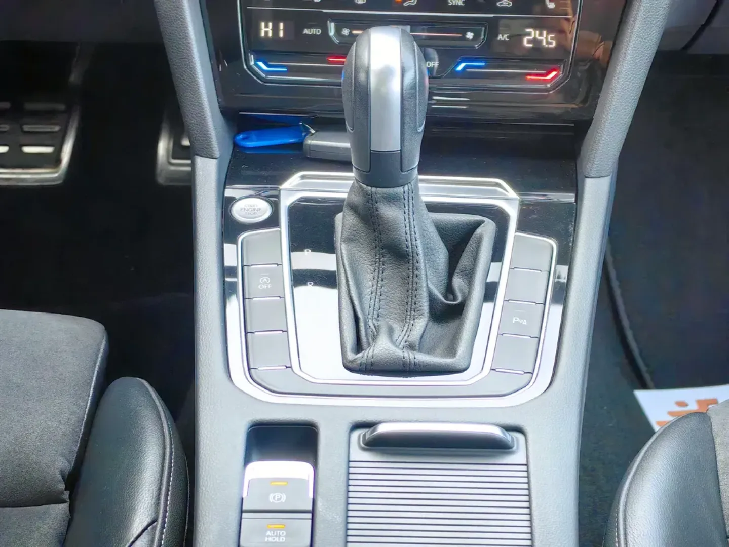 Cumpara/ Vinde online Volkswagen Arteon 2022 SH, la cel mai bun pret pentru tine!