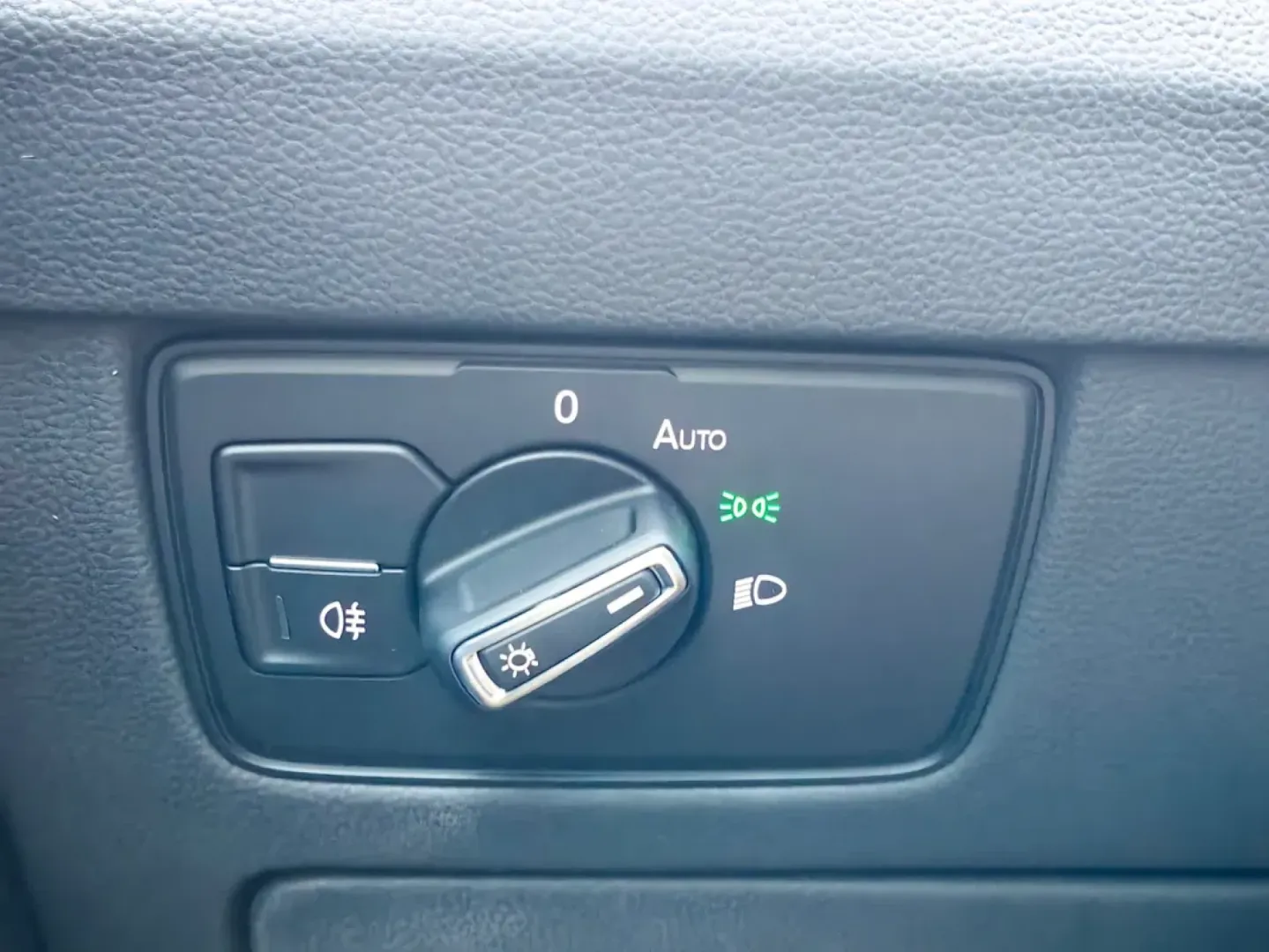 Cumpara/ Vinde online Volkswagen Arteon 2022 SH, la cel mai bun pret pentru tine!