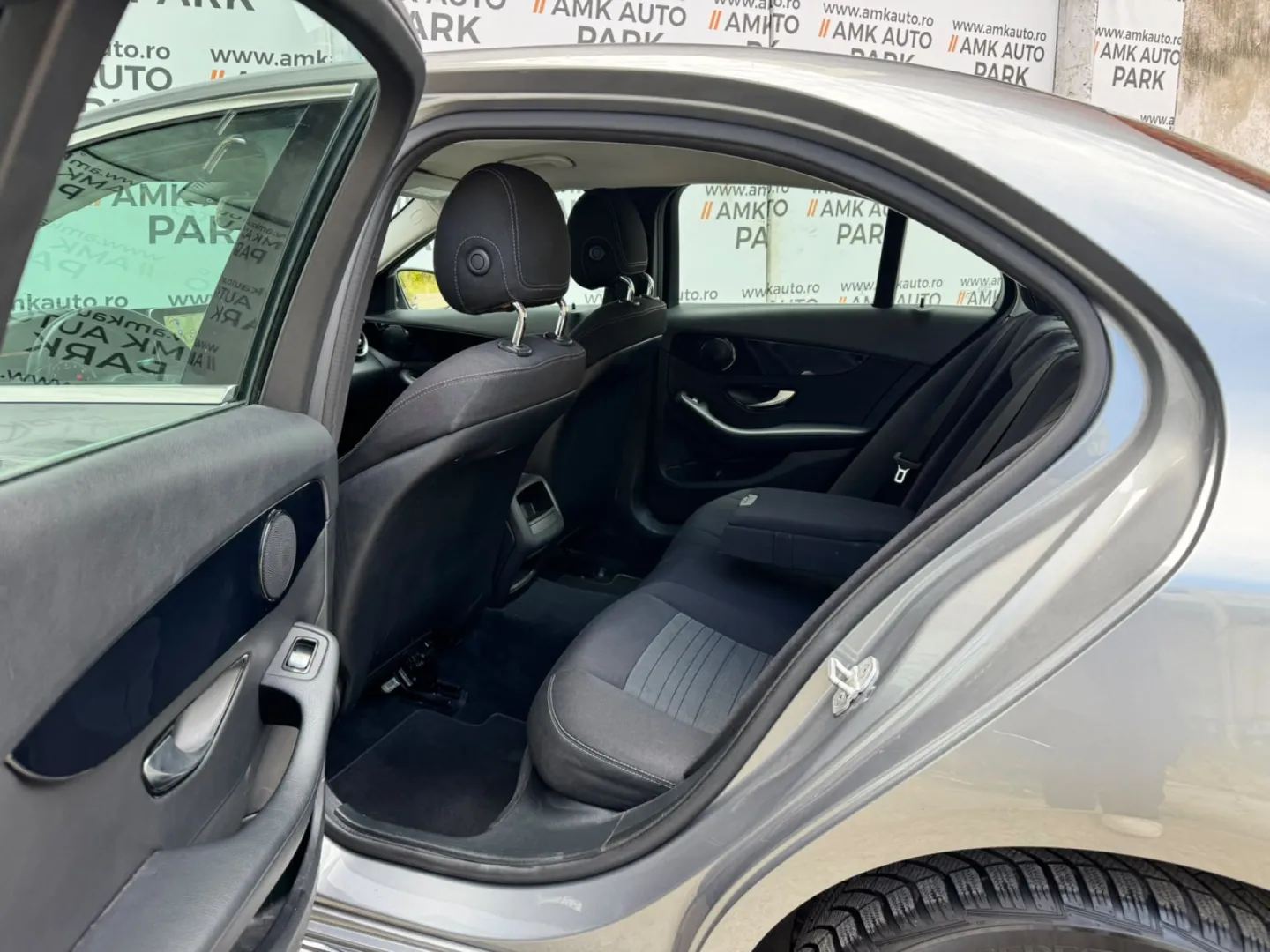 Cumpara/ Vinde online Mercedes-Benz C-Class 2014 SH, la cel mai bun pret pentru tine!