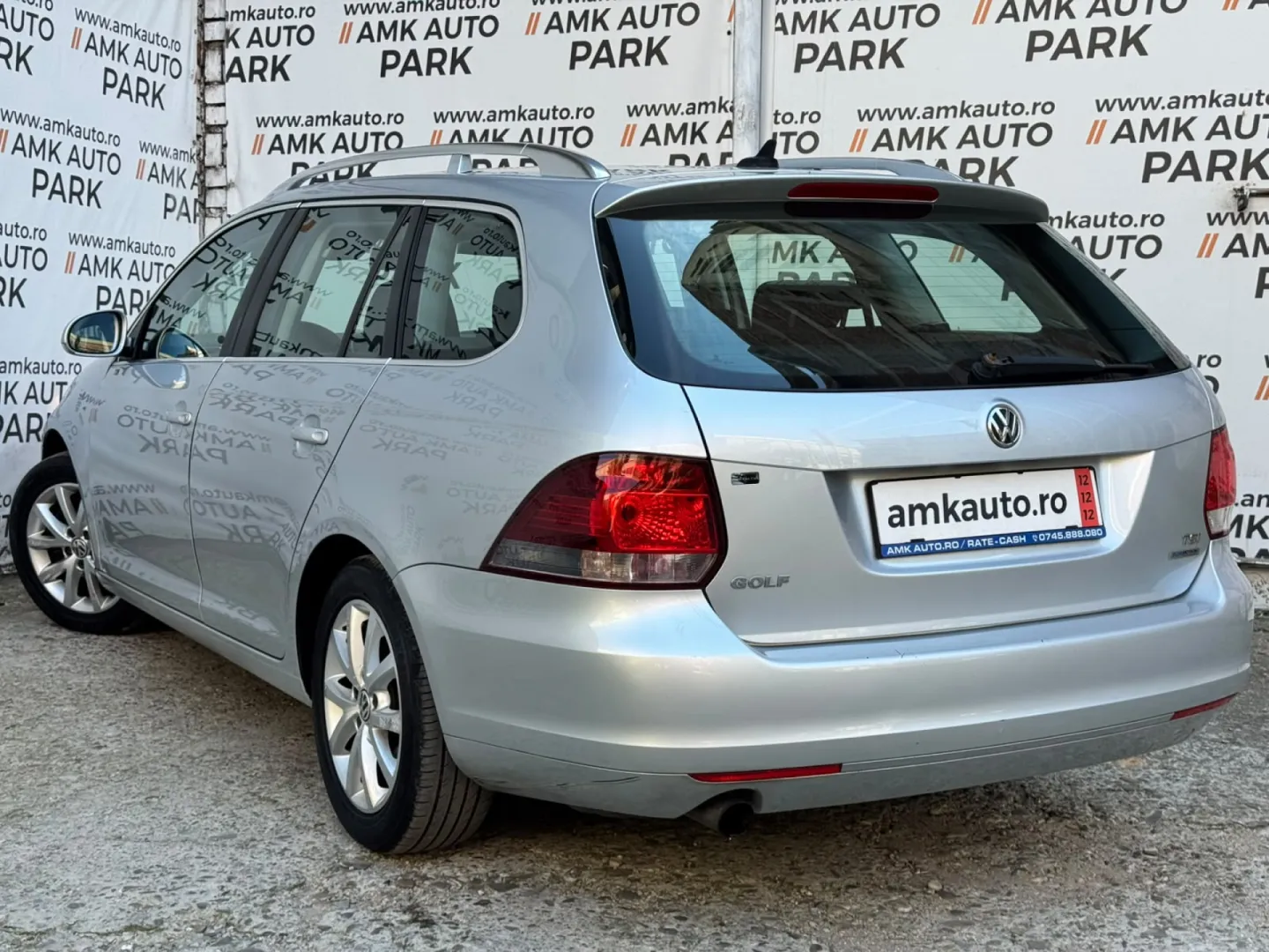 Cumpara/ Vinde online Volkswagen Golf 2010 SH, la cel mai bun pret pentru tine!